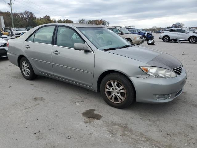 2005 Toyota Camry - Image 4