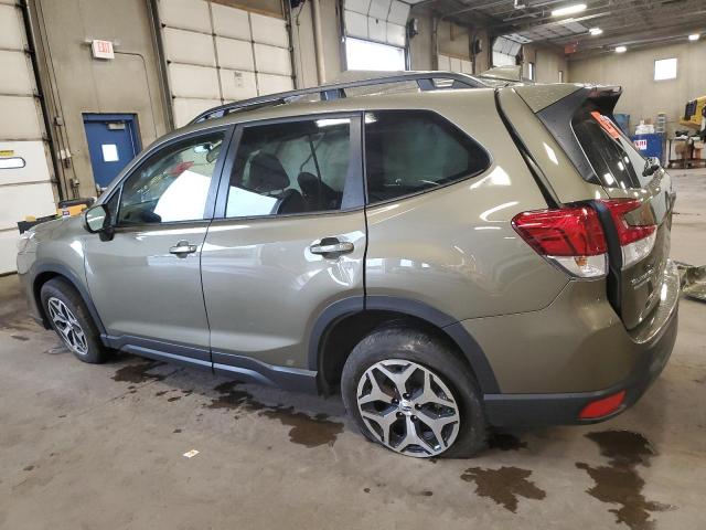 JF2SKAEC4NH408197 Subaru Forester Premium