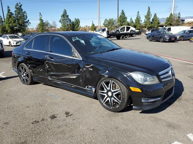 2013 Mercedes-Benz C 350 VIN: WDDGF5HB9DA849355 Lot: 73843943