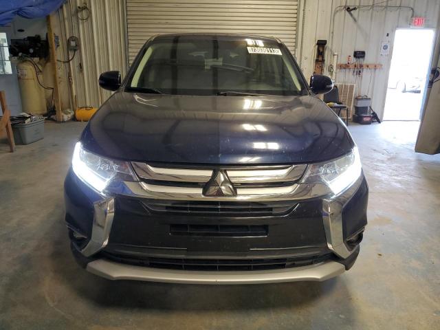 JA4AD3A35HZ000614 Mitsubishi Outlander Se