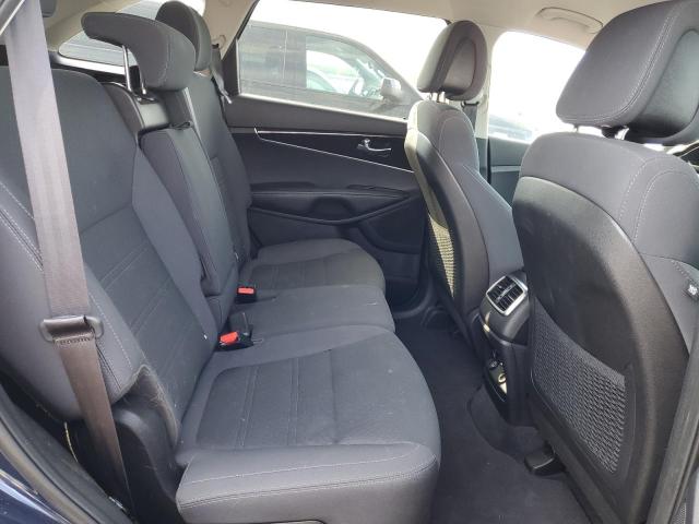5XYPGDA57GG179766 KIA SORENTO LX