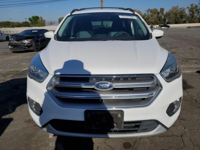 1FMCU0GDXHUC88152 2017 FORD ESCAPE, photo no. 5