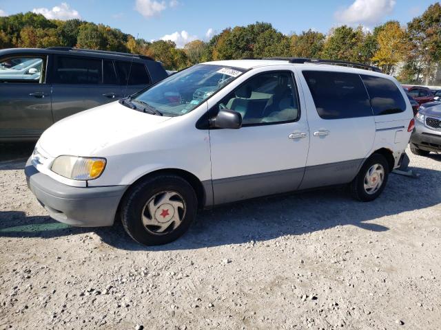 2003 Toyota Sienna CE