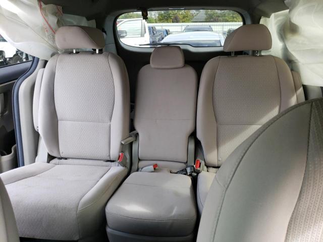 KNDMB5C11H6218714 KIA SEDONA LX