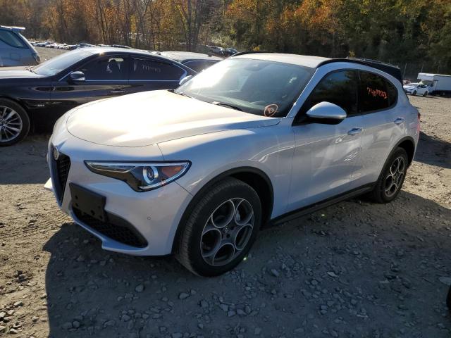 2022 Alfa Romeo Stelvio 