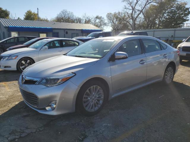 2014 Toyota Avalon Hybrid 