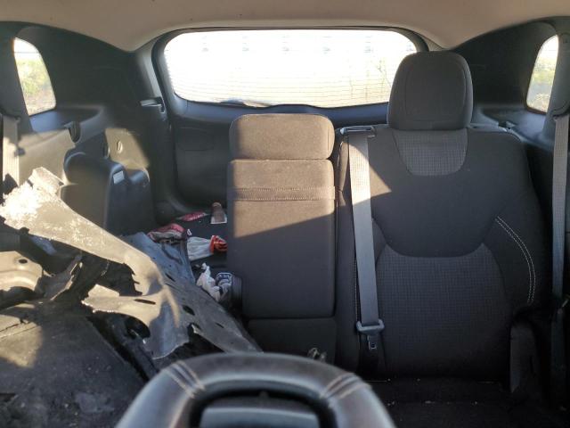 1C4PJMCB2FW733740 Jeep Cherokee Latitude