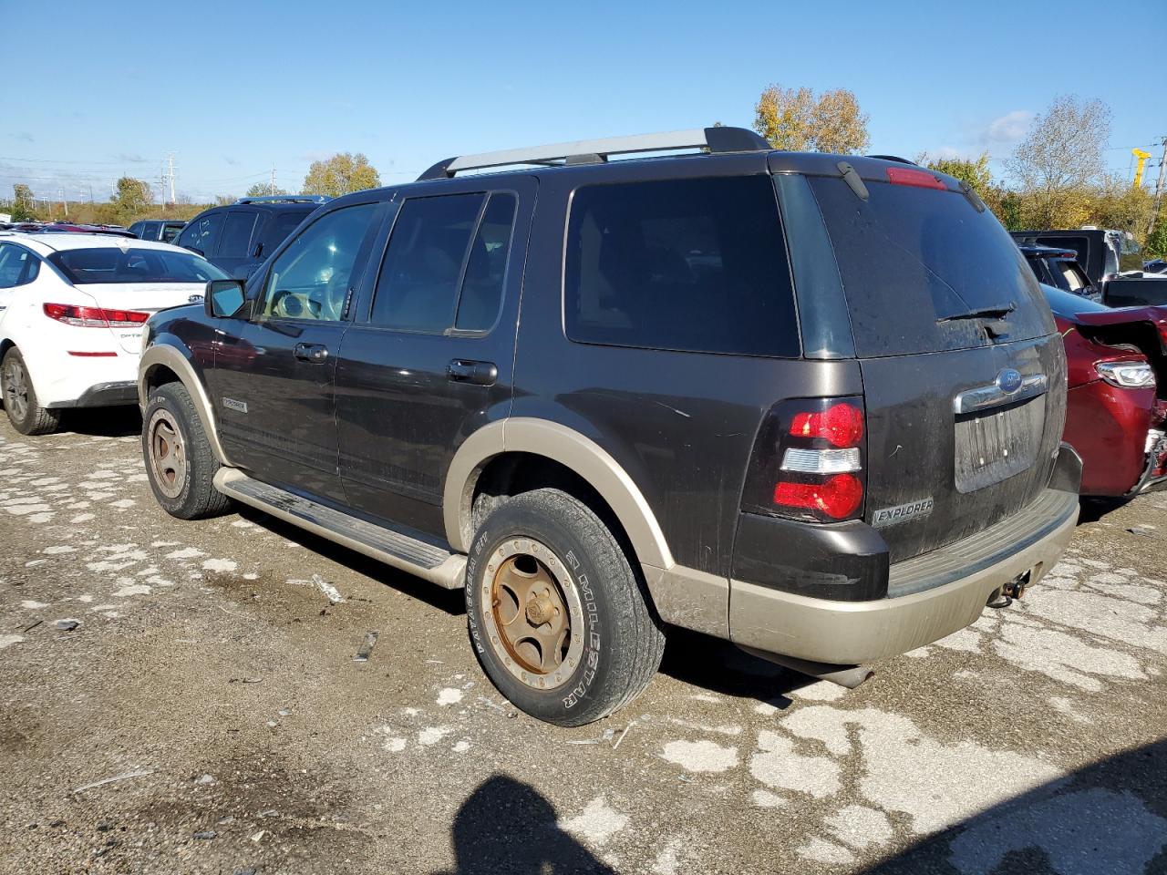 1FMEU74E27UB09101 2007 Ford Explorer Eddie Bauer