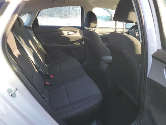 3KPF24AD7PE642794 KIA FORTE LX