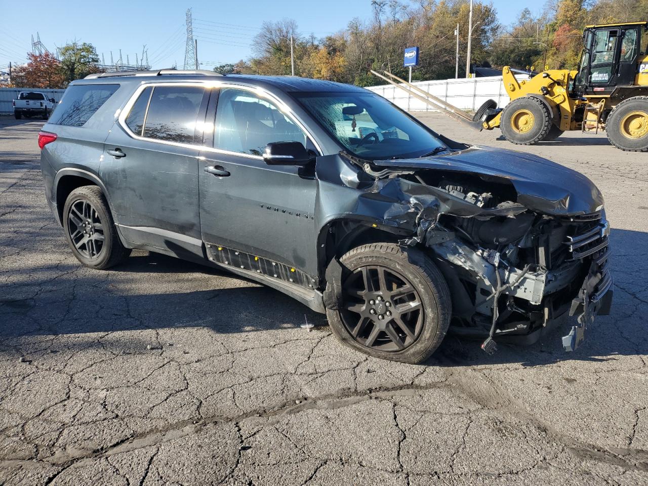 1GNEVGKW9KJ181010 2019 Chevrolet Traverse Lt