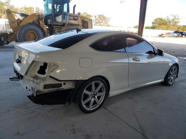 WDDGJ4HB6FG372067 Mercedes-Benz C 250