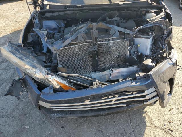 5TDJZRFH1KS719575 Toyota Highlander Se
