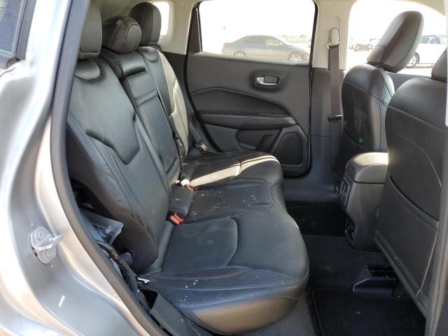 3C4NJCCB8JT406775 Jeep Compass Limited