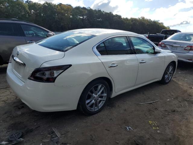 1N4AA5AP3EC465779 Nissan MAXIMA S
