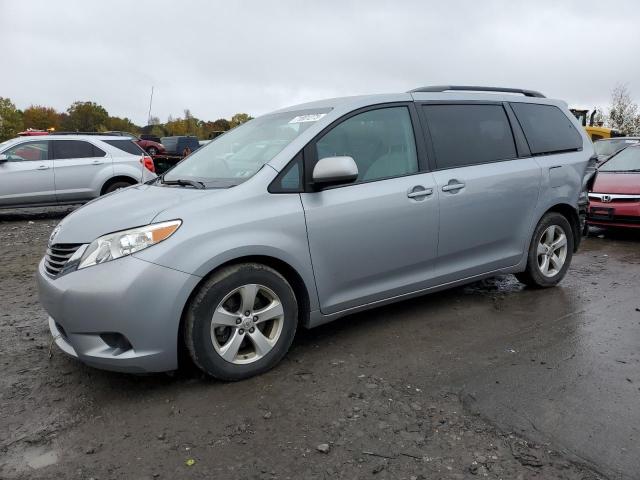 2013 Toyota Sienna LE