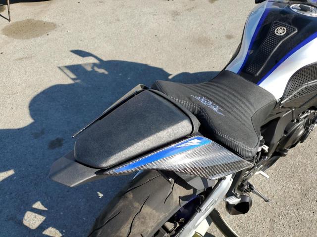 2022 YAMAHA YZFR1M C - JYARN67Y8NA000395