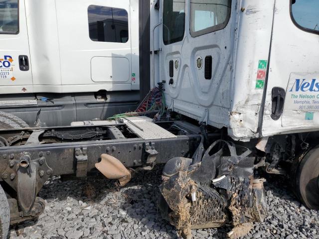 Lot #2429089462 2013 FREIGHTLINER CASCADIA 1 salvage car