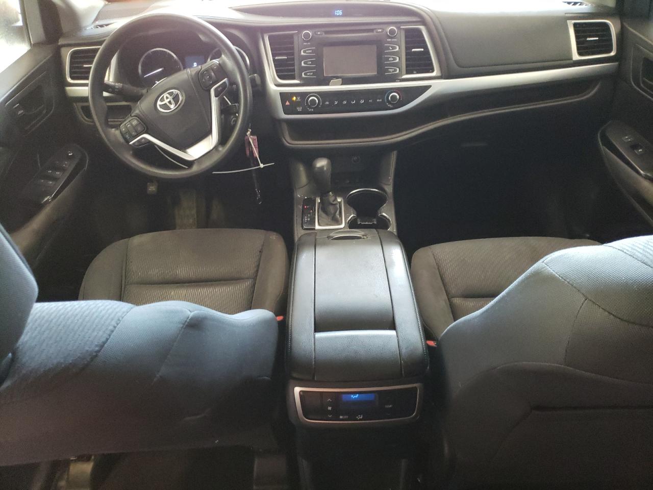 5TDBKRFH0FS098537 2015 Toyota Highlander Le