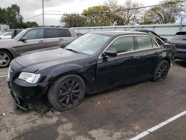 2017 Chrysler 300 Limited