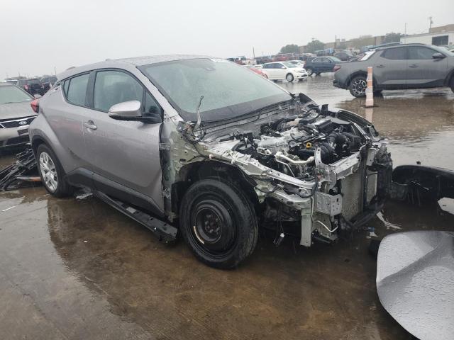 NMTKHMBX2KR079544 Toyota C-HR XLE 4