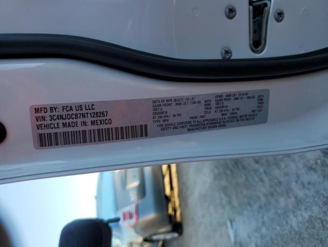 3C4NJDCB7NT128267 Jeep Compass Limited