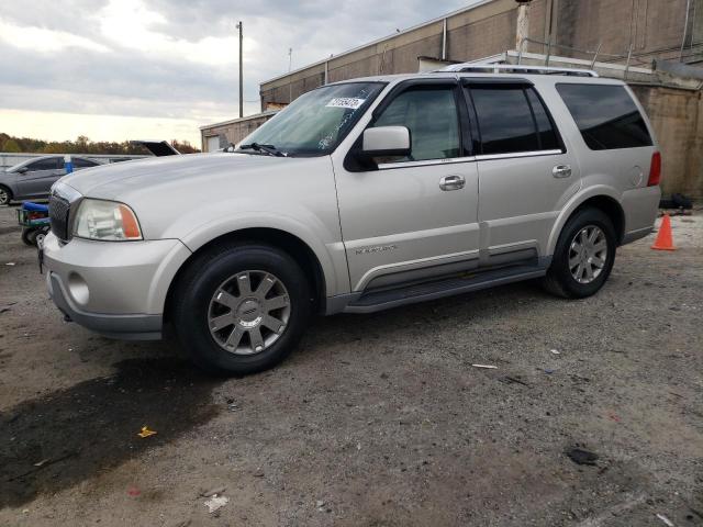 2004 Lincoln Navigator 