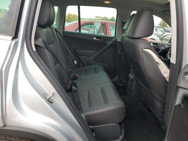 2017 VOLKSWAGEN TIGUAN WOL - WVGSV7AX9HK013680