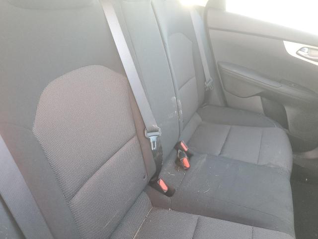 3KPF24AD5PE688723 KIA FORTE LX