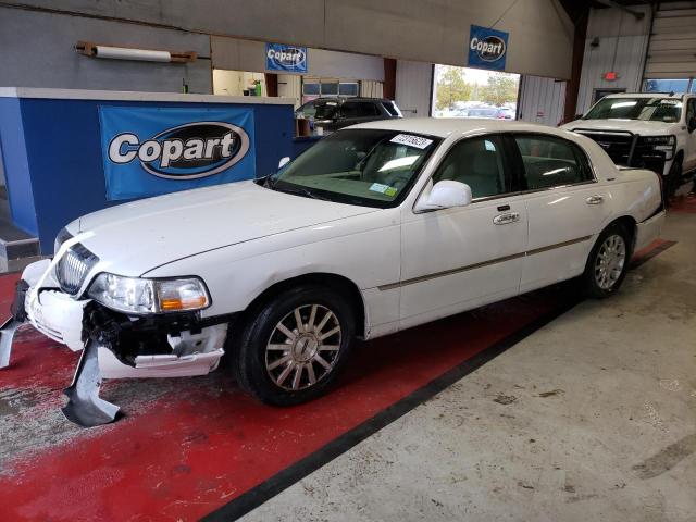 2006 Lincoln Town Car Signature