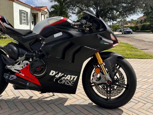2021 DUCATI PANIGALE V ZDMDAGNWXMB001952