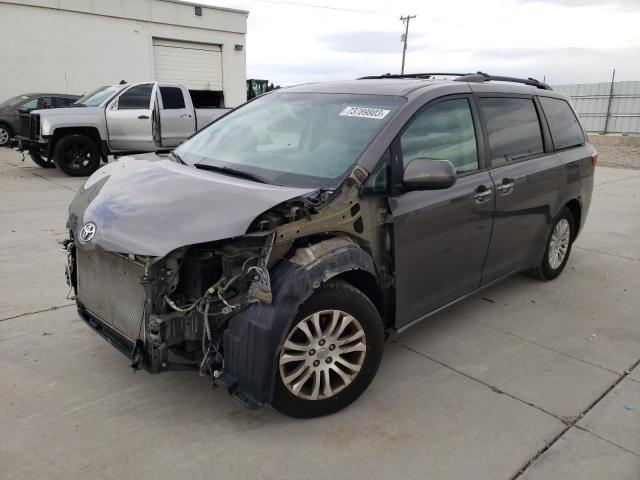 2017 Toyota Sienna XLE