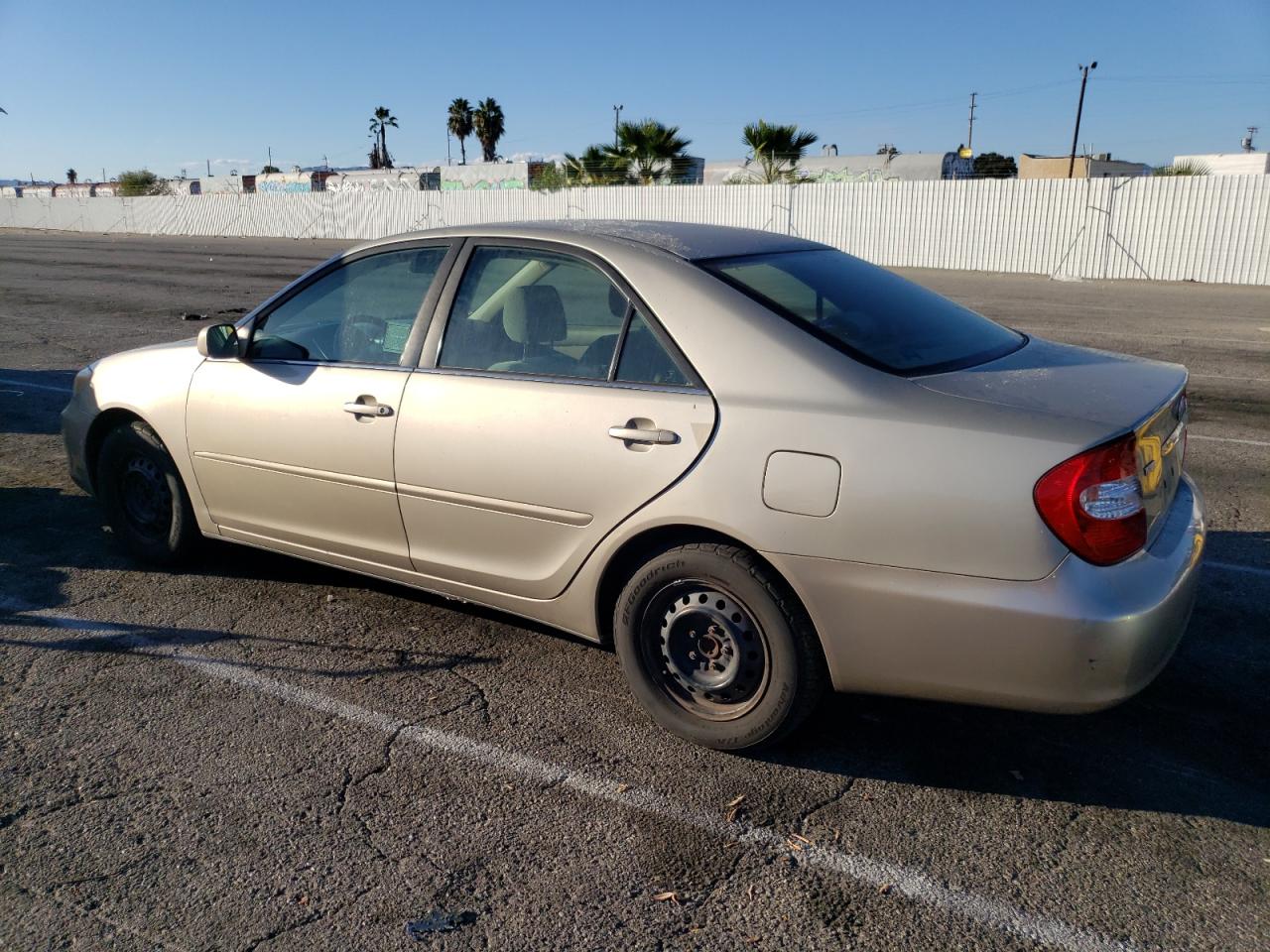 4T1BE30K44U290928 2004 Toyota Camry Le