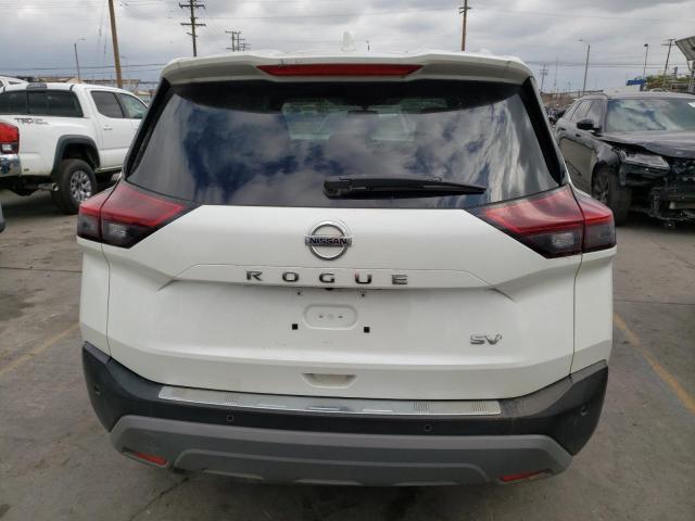 5N1AT3BA2MC746923 Nissan Rogue SV 6