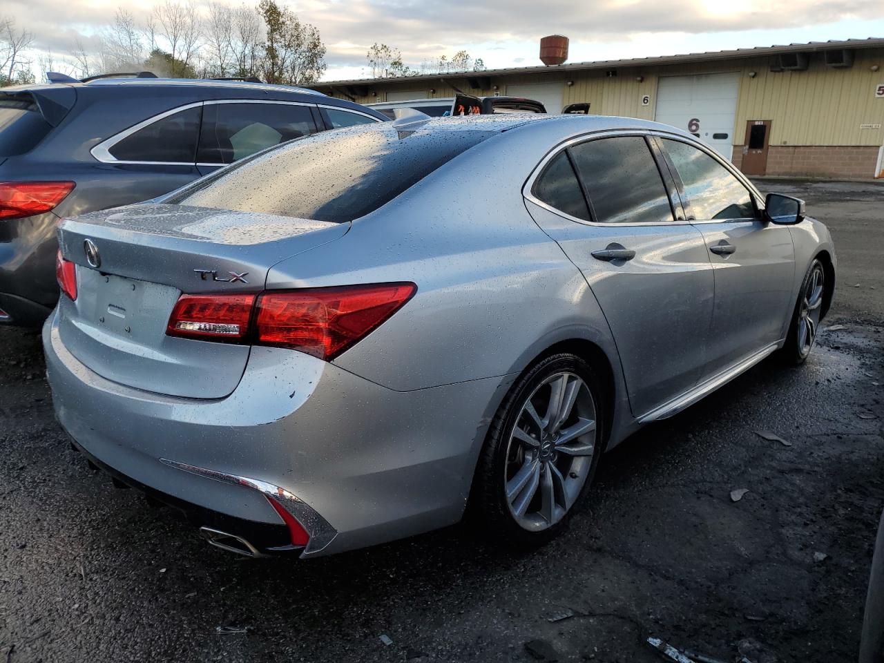 19UUB2F46KA010435 2019 Acura Tlx Technology