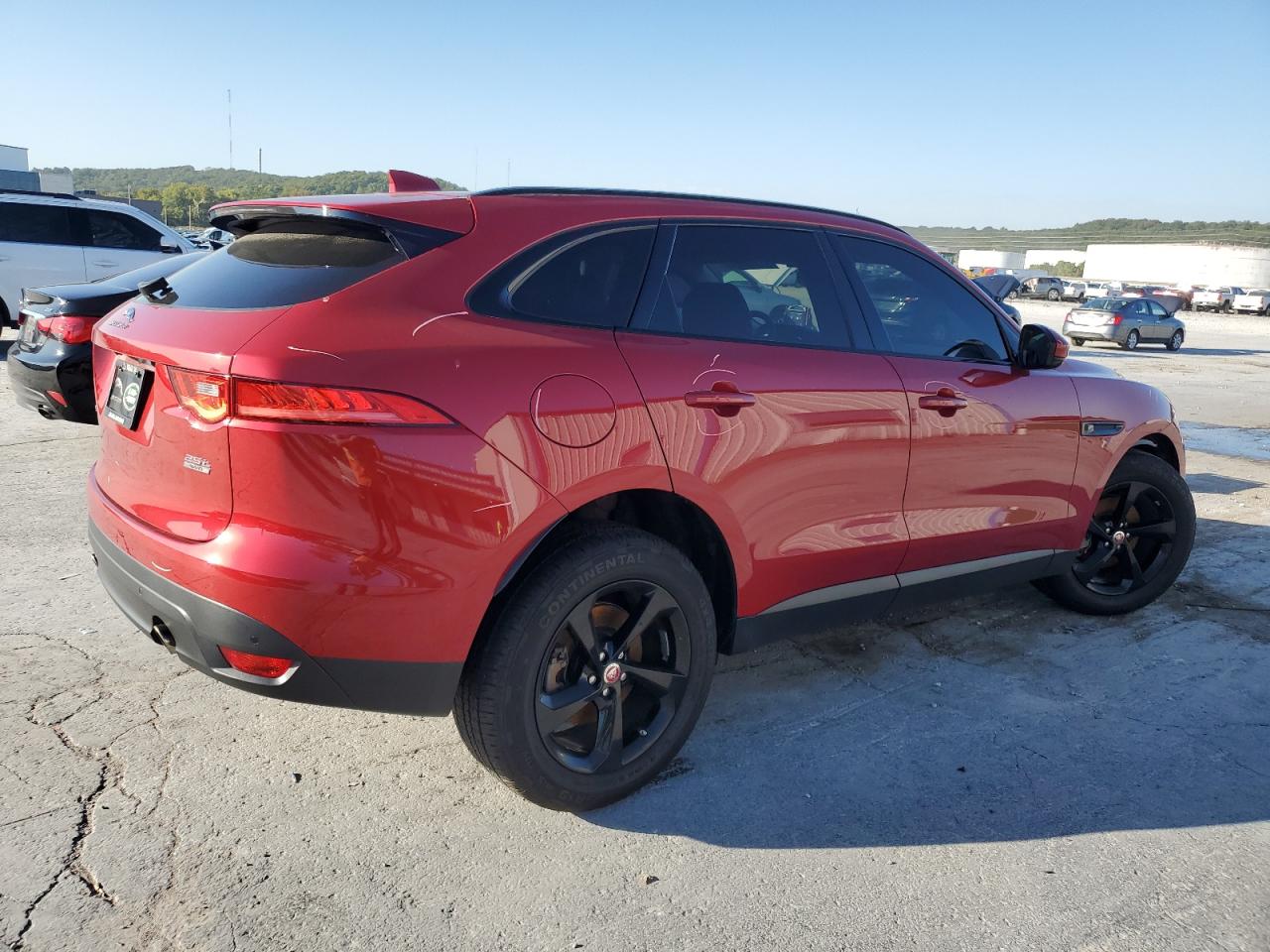 2019 Jaguar F-Pace Premium vin: SADCJ2FX1KA611912