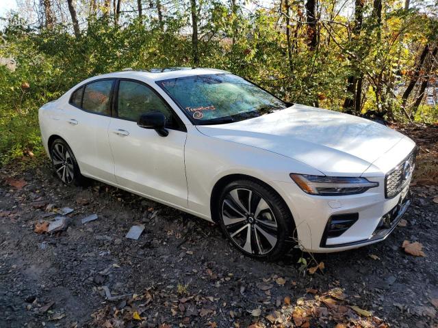 2022 VOLVO S60 B5 MOM 7JRL12TZ3NG160115