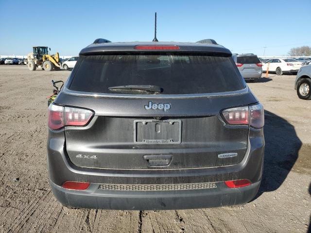 3C4NJDBB1JT239165 | 2018 JEEP COMPASS LA