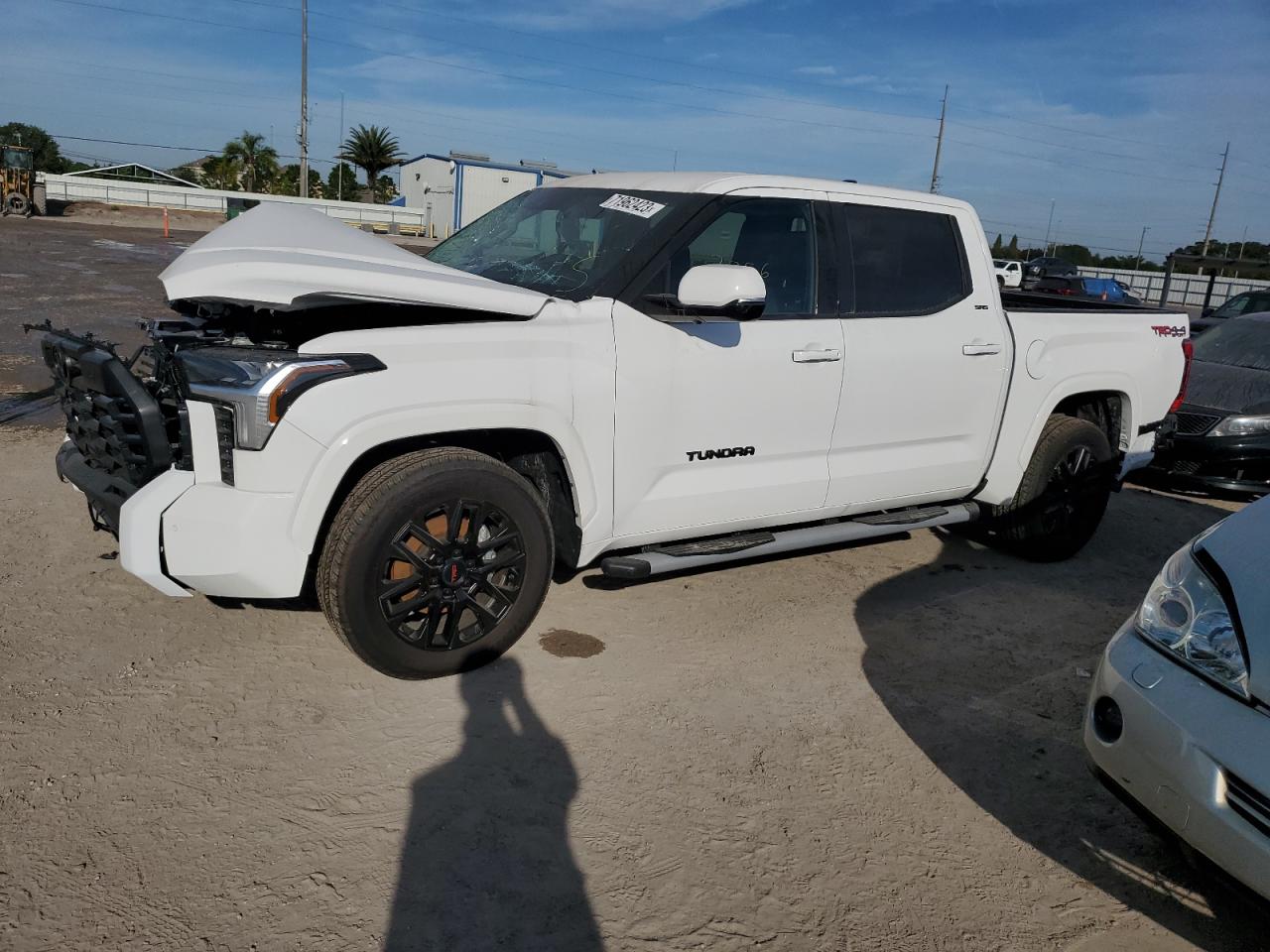 Toyota Tundra 6x6