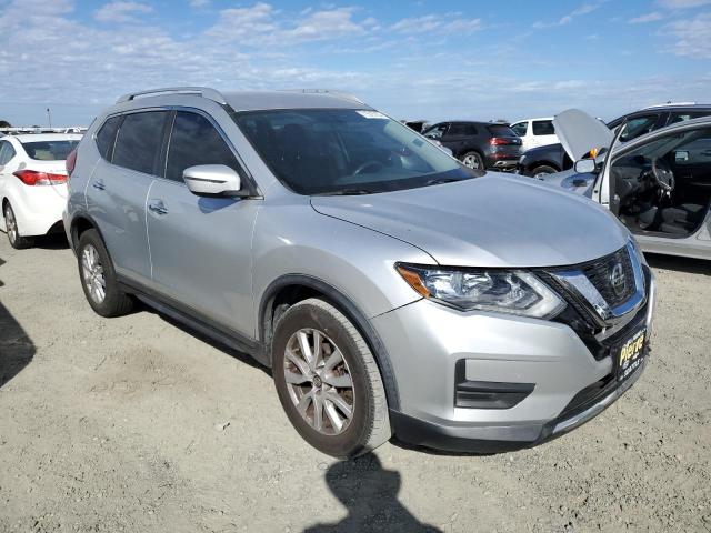 2018 NISSAN ROGUE S/SV KNMAT2MT2JP506952