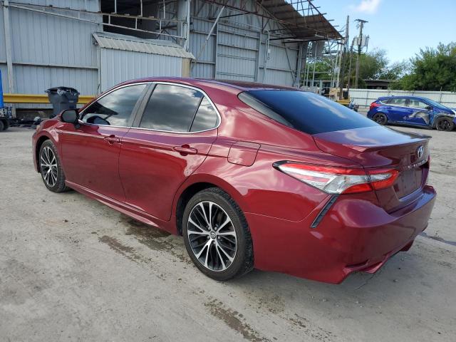  TOYOTA CAMRY 2018 Червоний