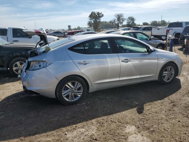 5NPD84LF7KH419339 Hyundai Elantra SE 3