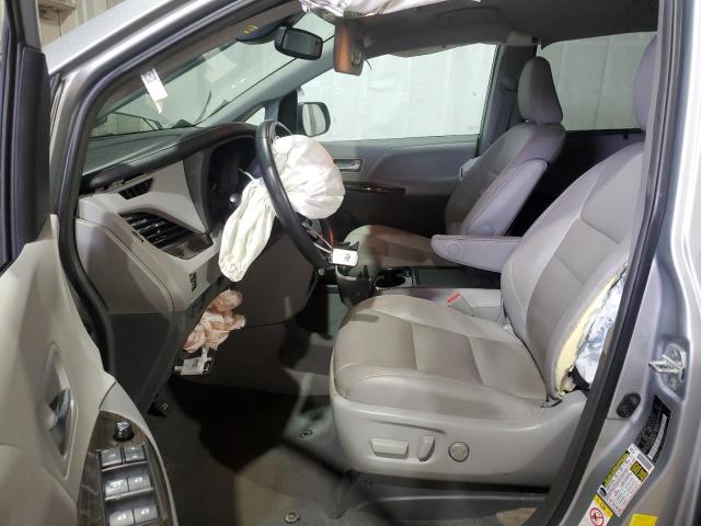 5TDYZ3DC3KS005708 Toyota SIENNA XLE