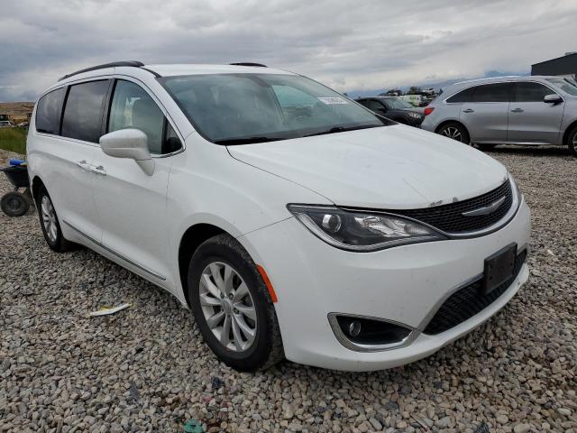 2C4RC1BG7HR642490 2017 CHRYSLER PACIFICA, photo no. 4