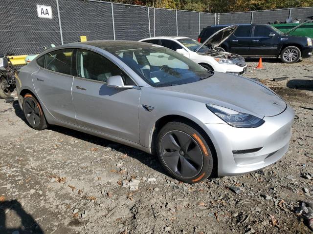 5YJ3E1EA9JF032440 | 2018 Tesla model 3