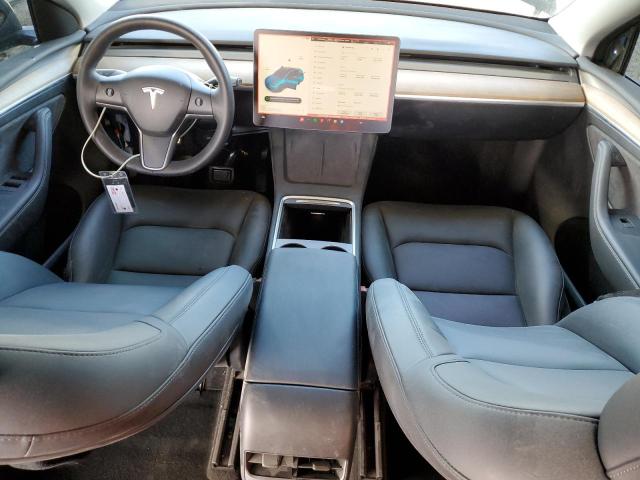 7SAYGDEE4NA019699 Tesla Model Y  8