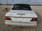 MERCEDES-BENZ E 320 photo