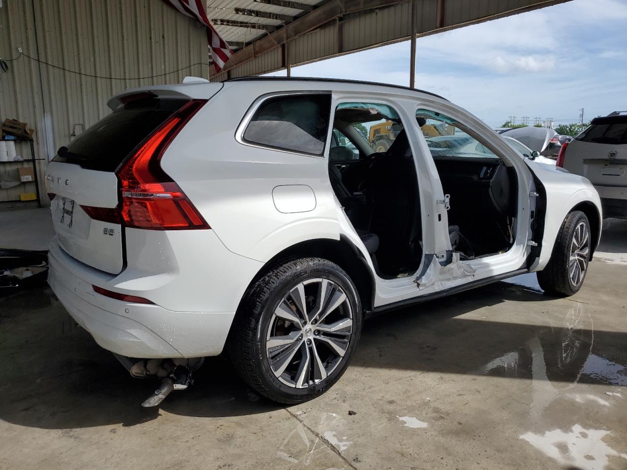 YV4L12DK4N1083139 2022 Volvo Xc60 B5 Momentum