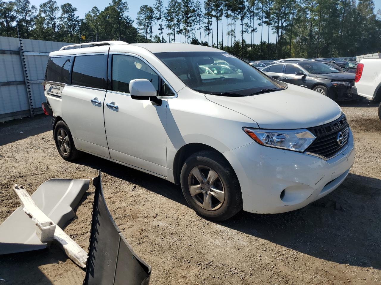 JN8AE2KPXH9166016 2017 Nissan Quest S