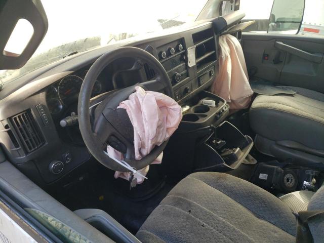 2018 Chevrolet Express - Image 8