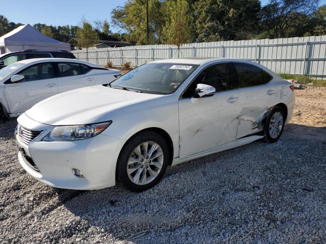 2015 Lexus ES 300h 